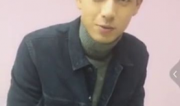 k91g直播唱歌,歌声飘扬，情感共鸣